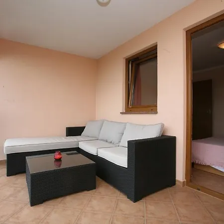 Apartment Neda