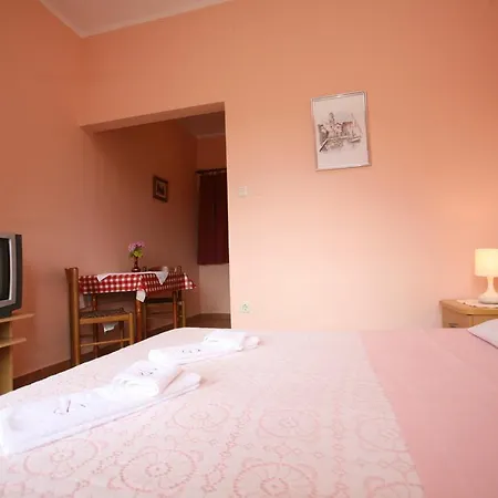 Апартаменты Neda - South