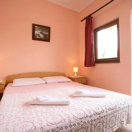 Neda Apartment Porec