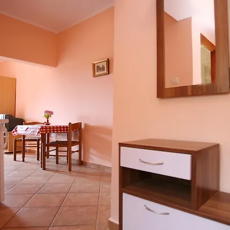 Neda - South Apartman
