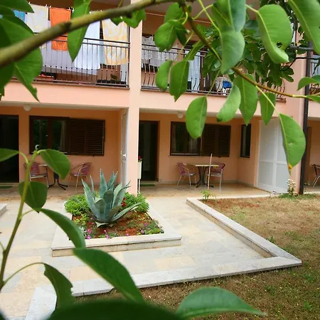 Neda - South Poreč